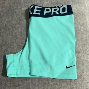 🩵 Nike Pro Shorts